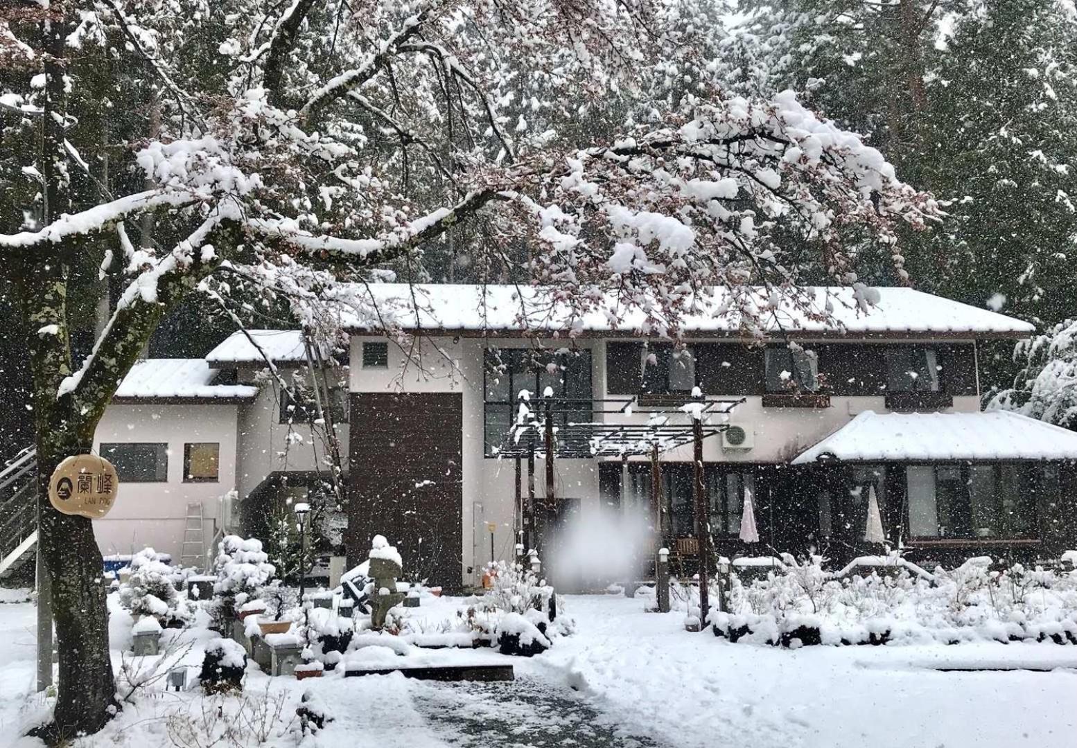 Pension Lanpou Fujikawaguchiko Exterior foto